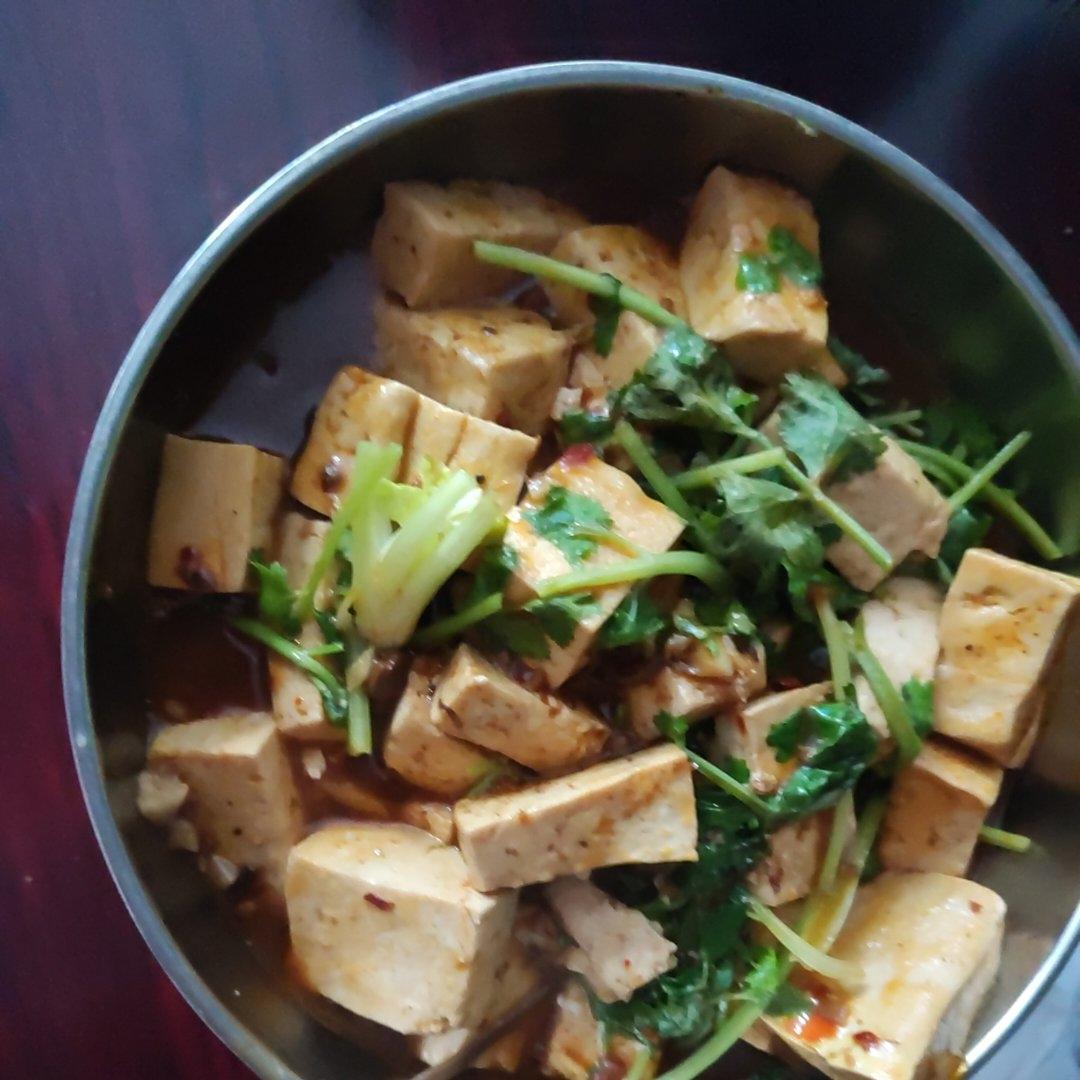 能消灭一锅米饭的红烧豆腐