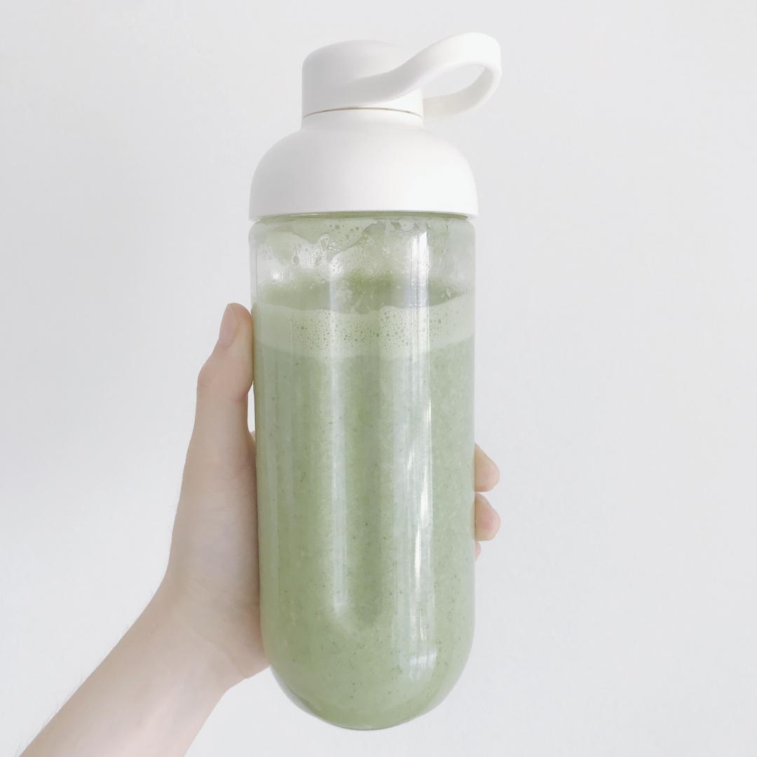 减脂代餐绿色蔬菜汁