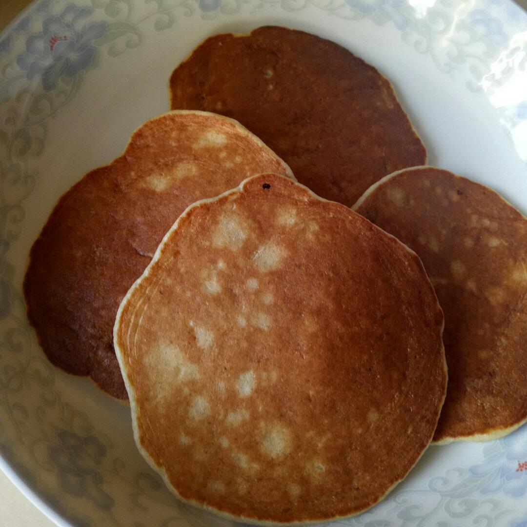 一地落叶宝宝做的香蕉蛋黄饼婴儿辅食版