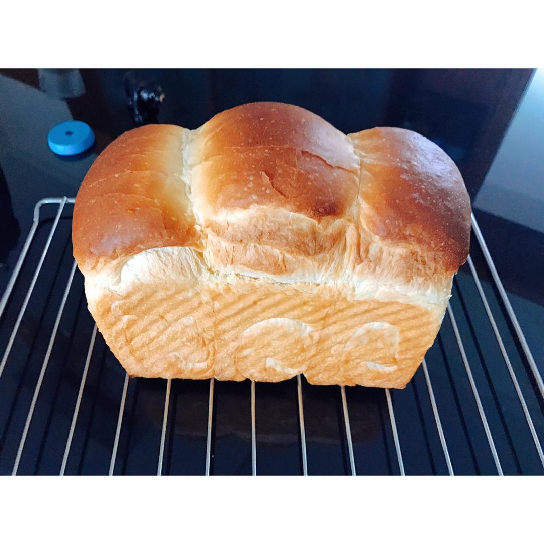 二奶吐司～酸奶奶酪包