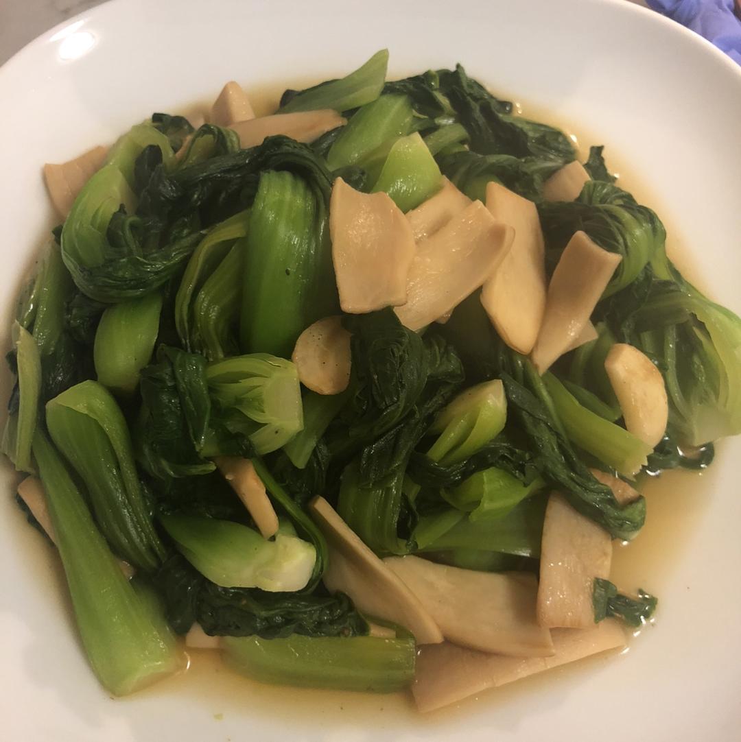 jennlong做的蘑菇炒青菜