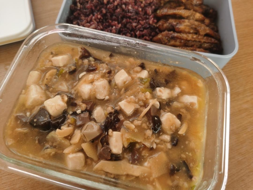 能让孩子一碗饭很快下肚的西施豆腐