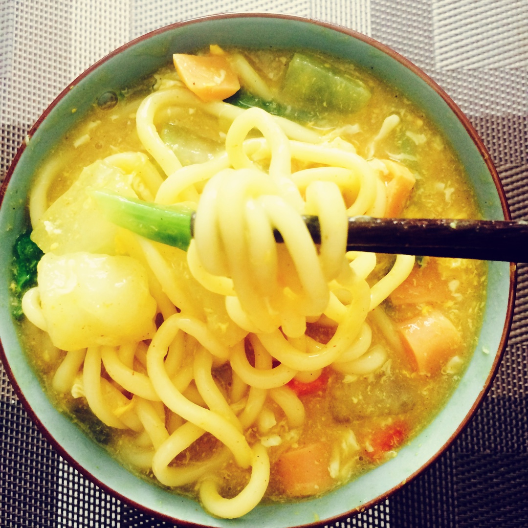 咖喱乌冬....是危险的食物