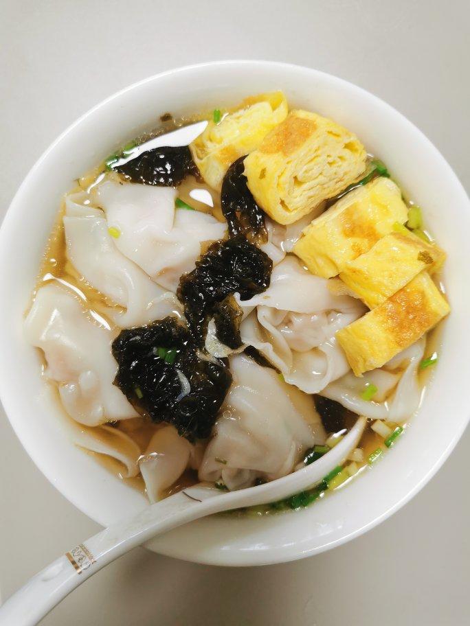 鲜肉小馄饨