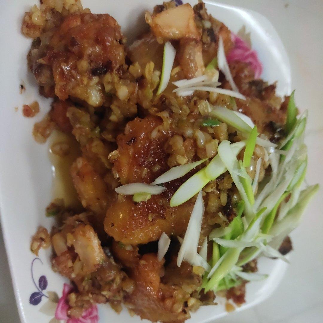 蒜香鸡翅｜孩子们的最爱