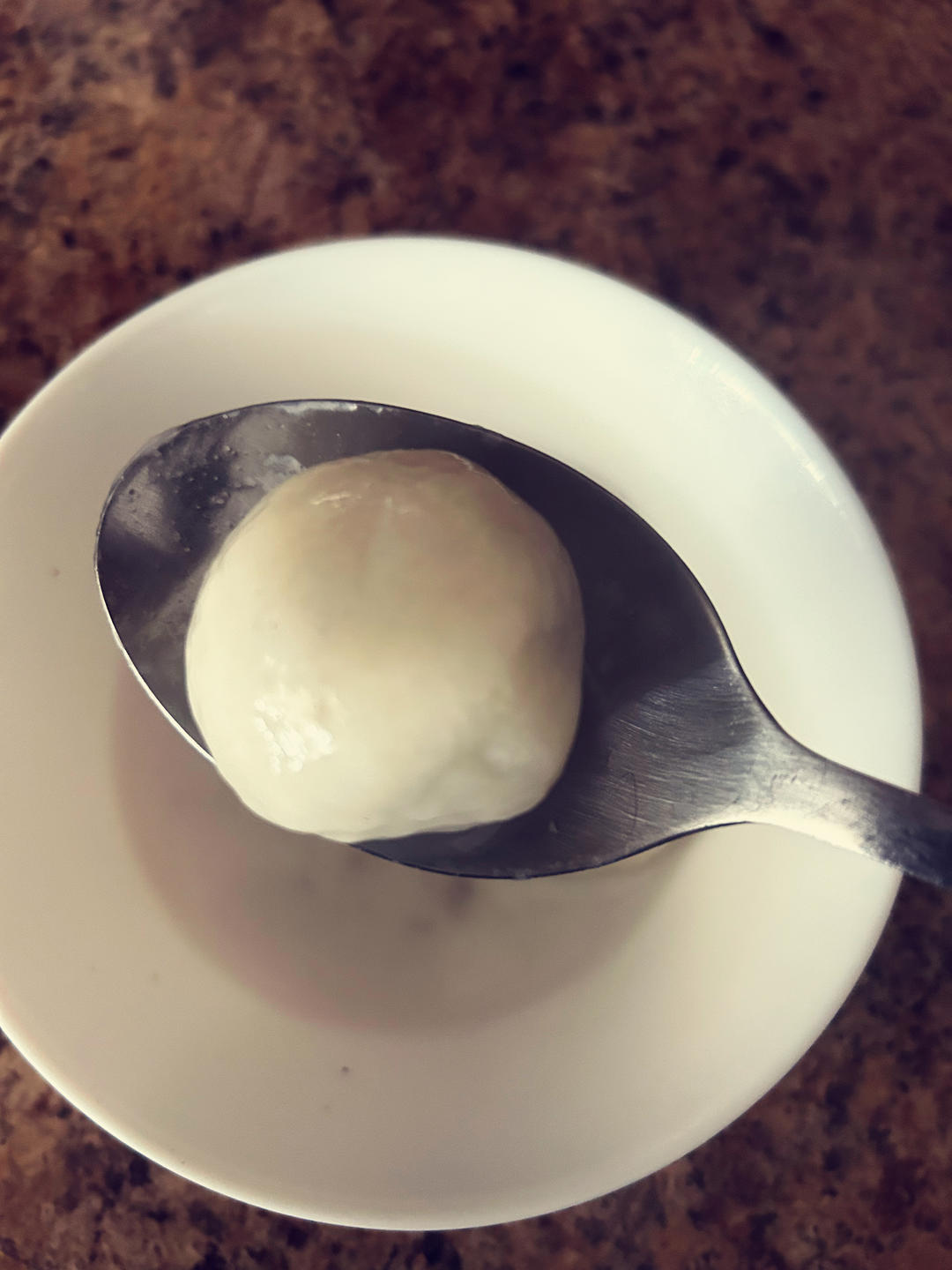 芝麻糊做馅的黑芝麻汤圆（简单的馅料，不简单的味道）