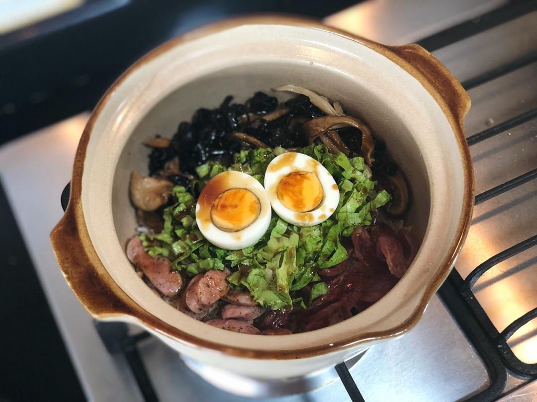 腊肉煲仔饭