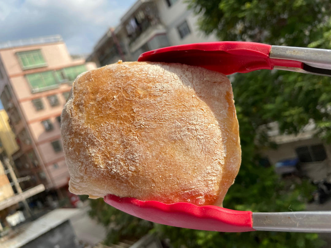 恰巴塔面包  Ciabatta