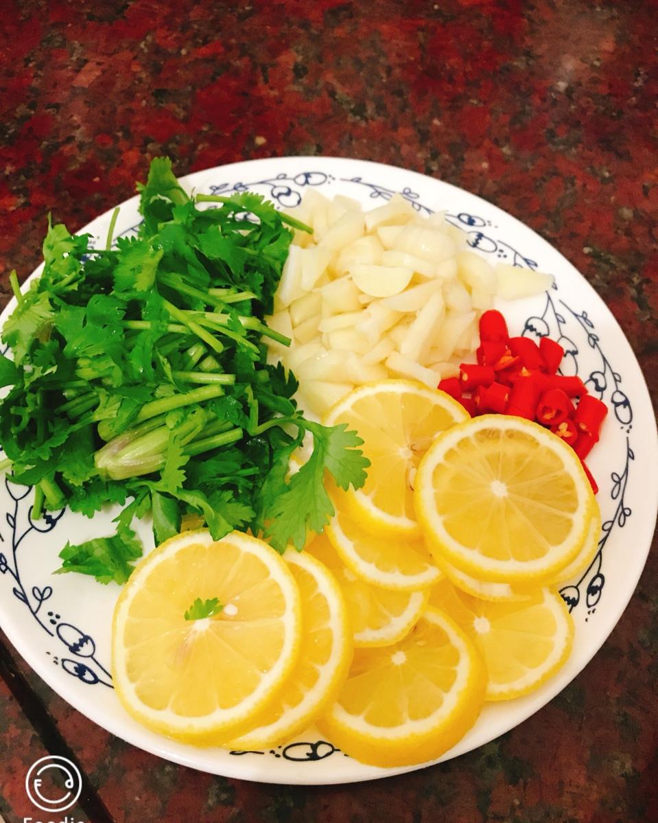 柠檬泡椒凤爪
