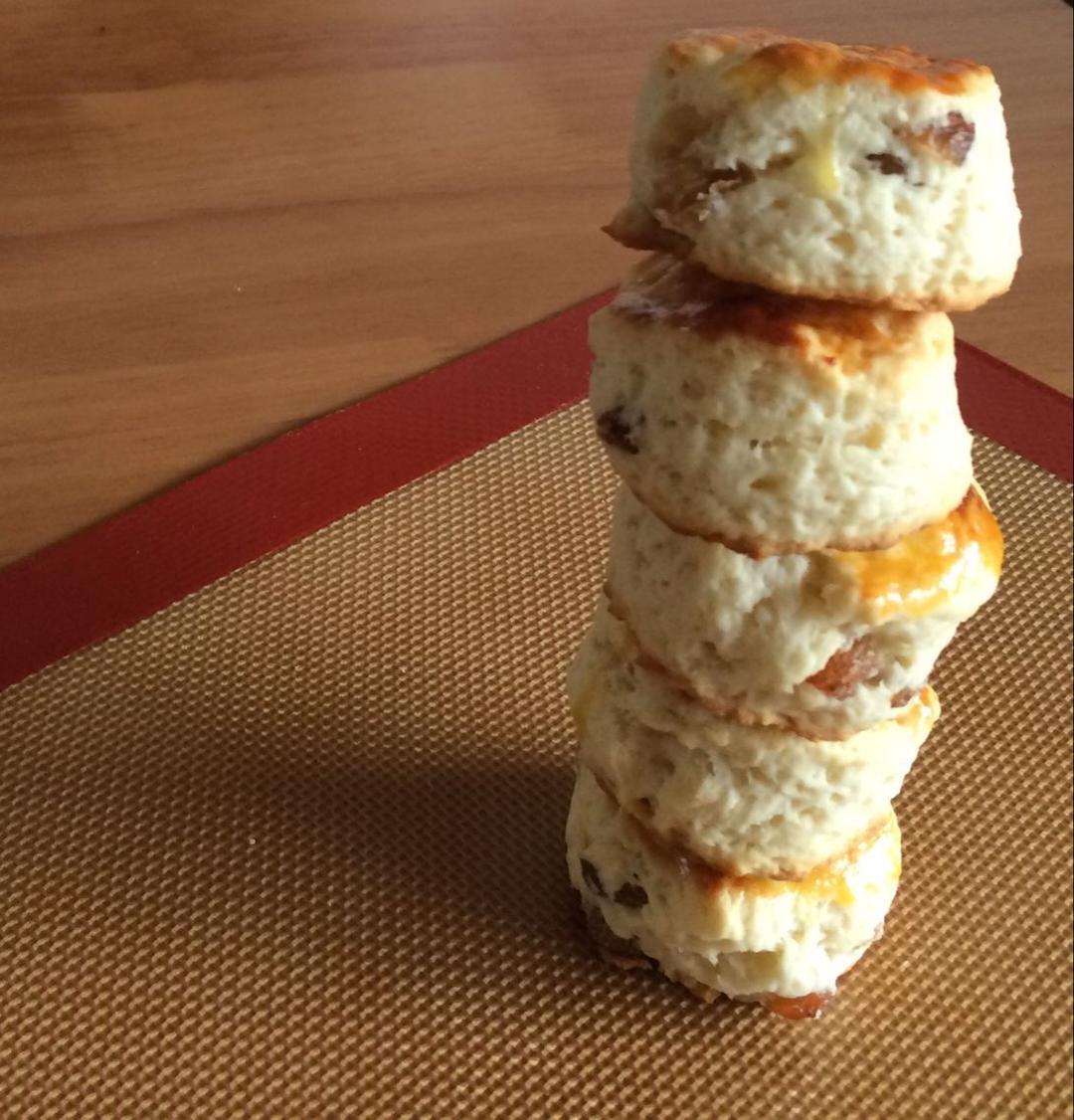 基础司康 Scones