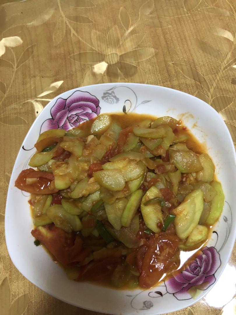 西葫芦炒西红柿