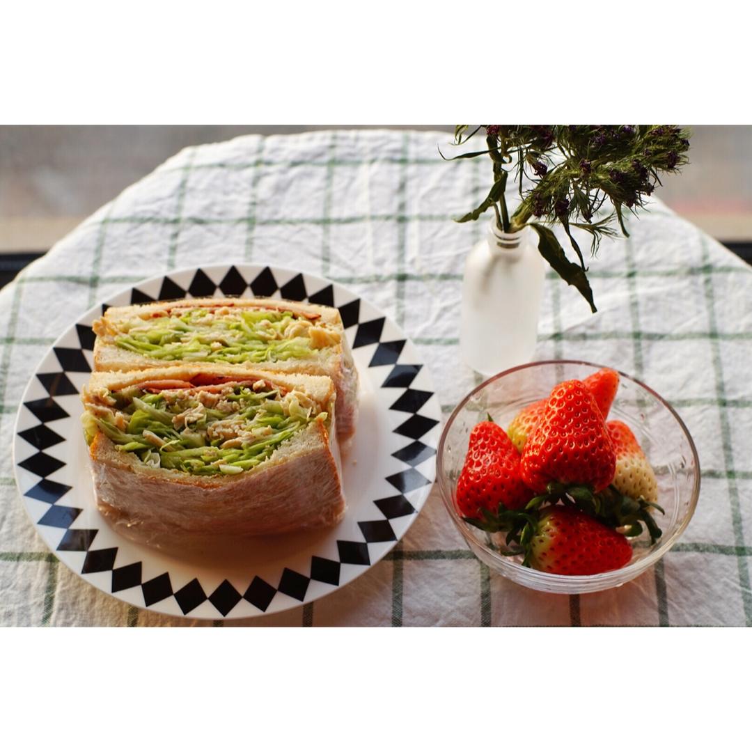 沼三明治（numasan)沼サン