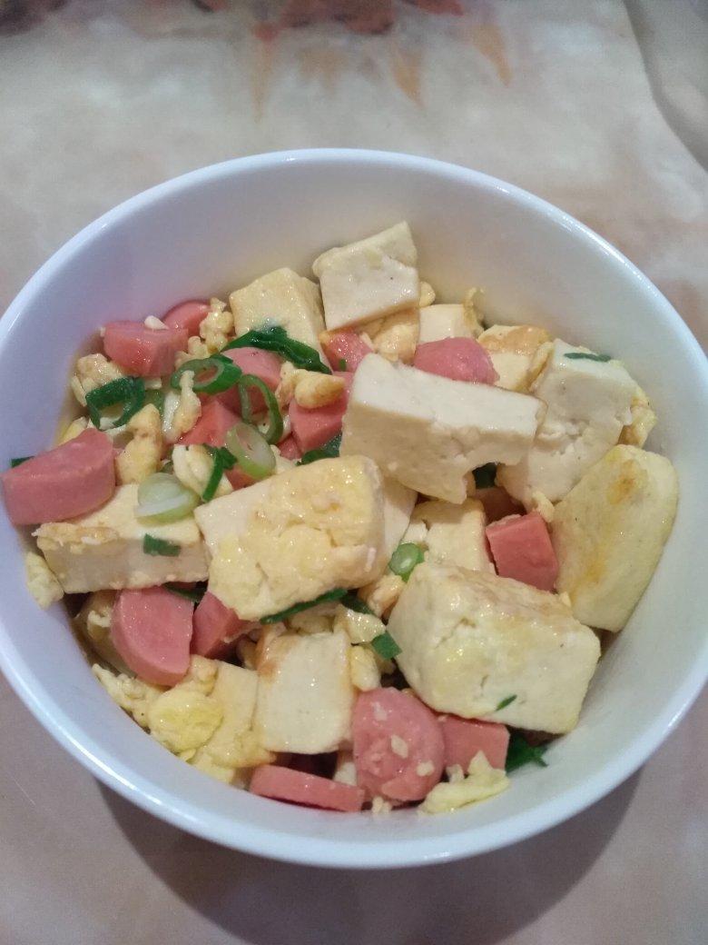 蛋包豆腐丁
