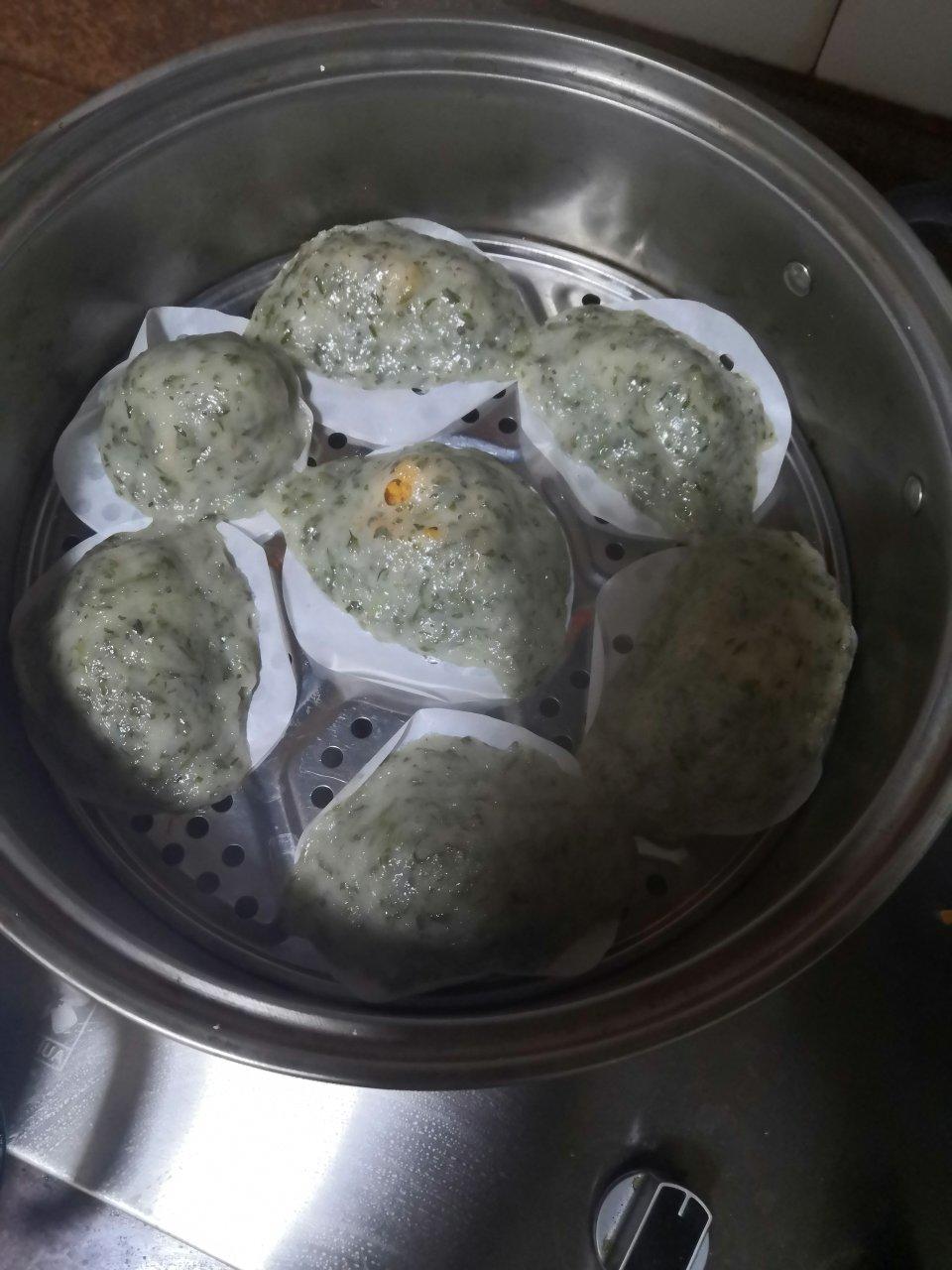 咸蛋黄肉松青团（艾糍）