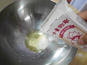 🌈卷不裂的～抹茶蜜豆蛋糕卷的做法 步骤4