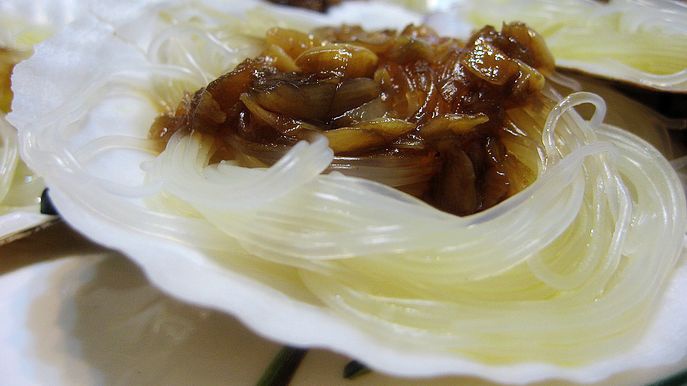 蒜茸粉丝蒸扇贝