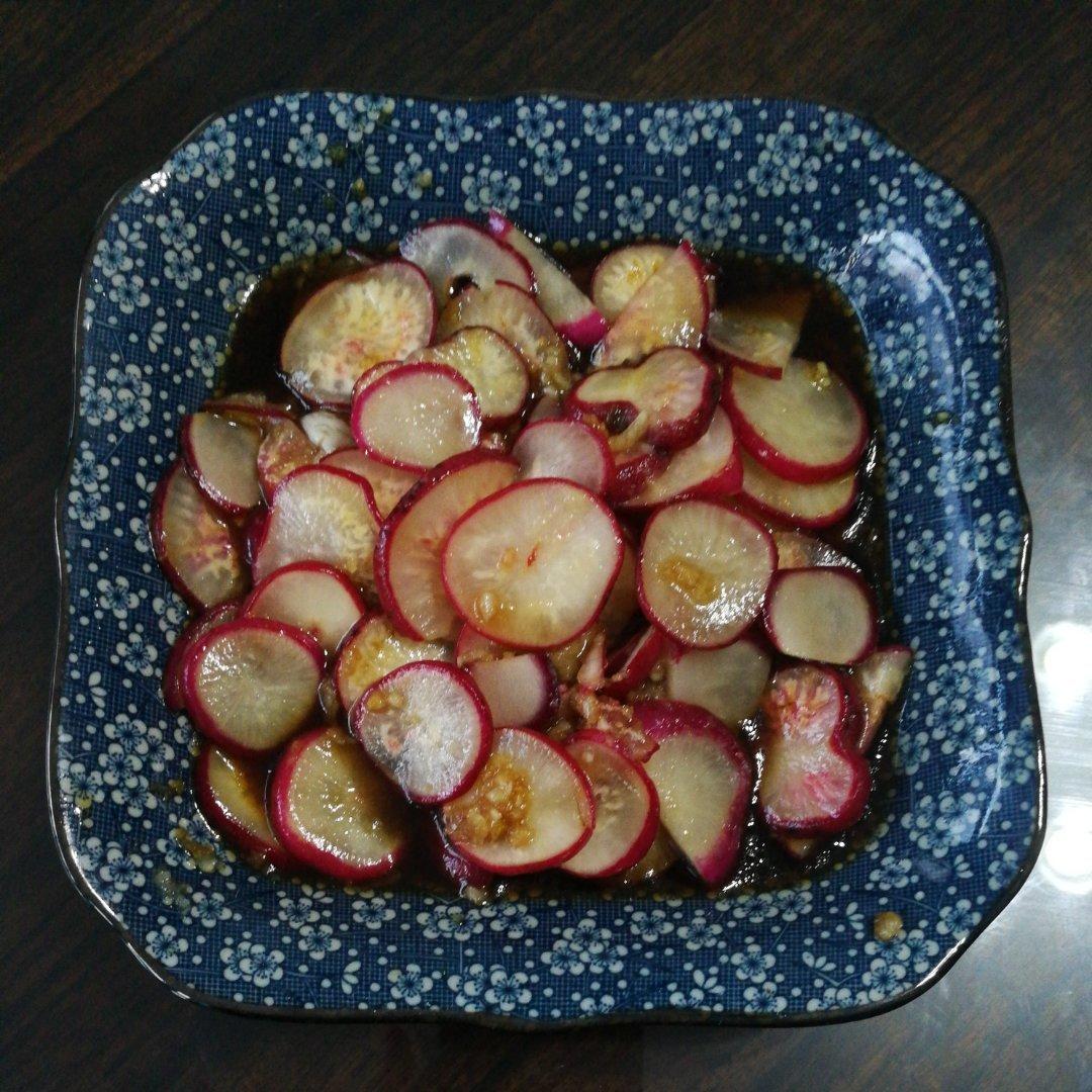 凉拌糖醋樱桃萝卜