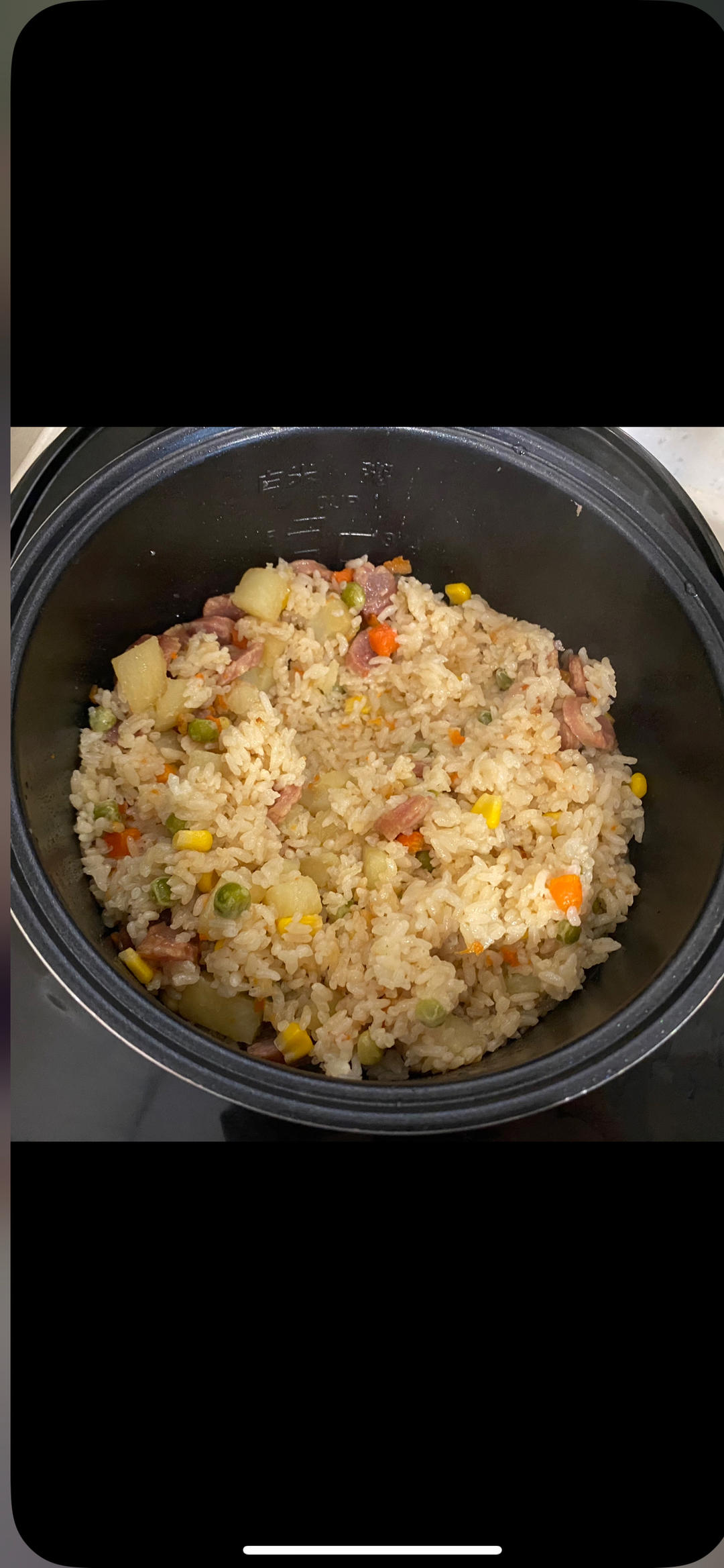 香菇腊肠土豆焖饭