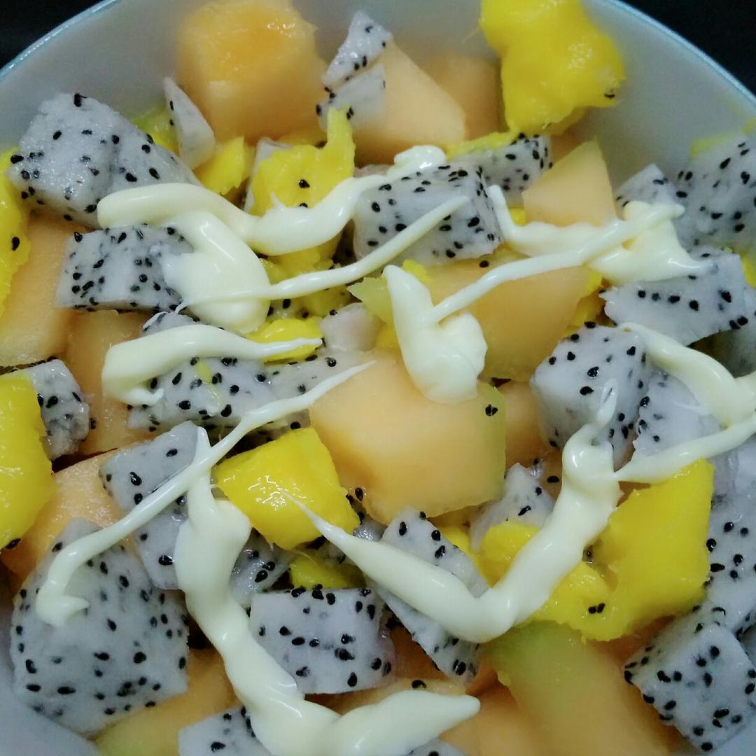 蓝瑾-9做的水果沙拉 独家