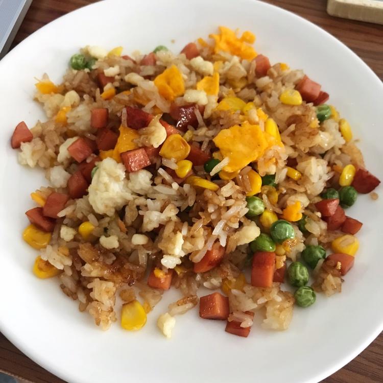 厨师长教你“蛋炒饭”如何做才好吃，答案都在这里面！
