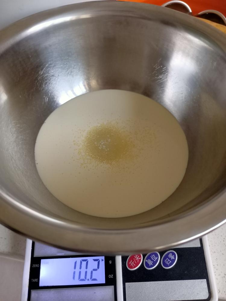 纯奶手撕吐司的做法 步骤1