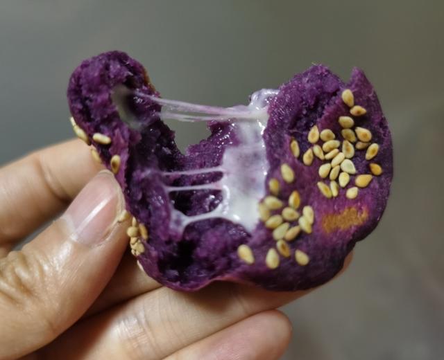 宝宝早餐紫薯奶酪饼的做法