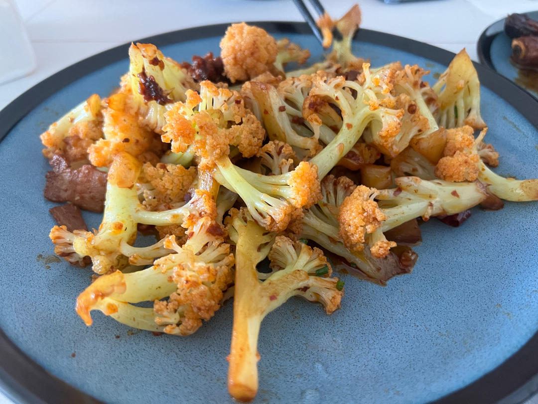 老干妈版干锅有机菜花，嘎嘎好吃下饭