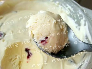 自制冰淇淋（懒人版无需搅拌的冰淇淋）的做法 步骤6