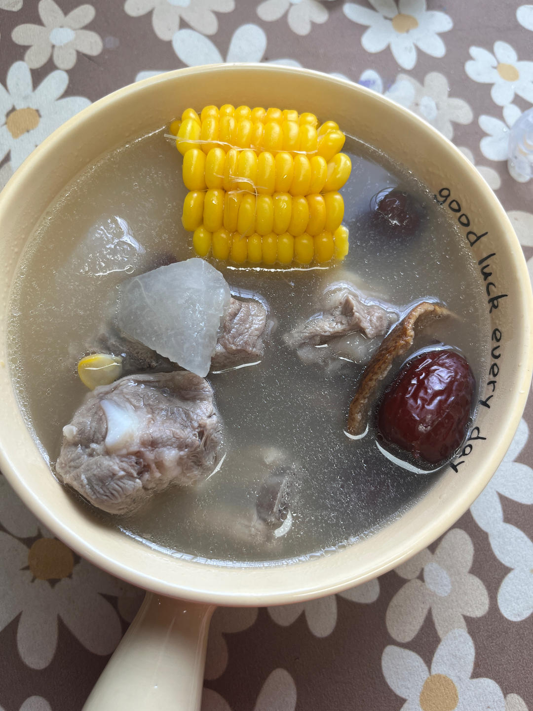 玉米排骨汤