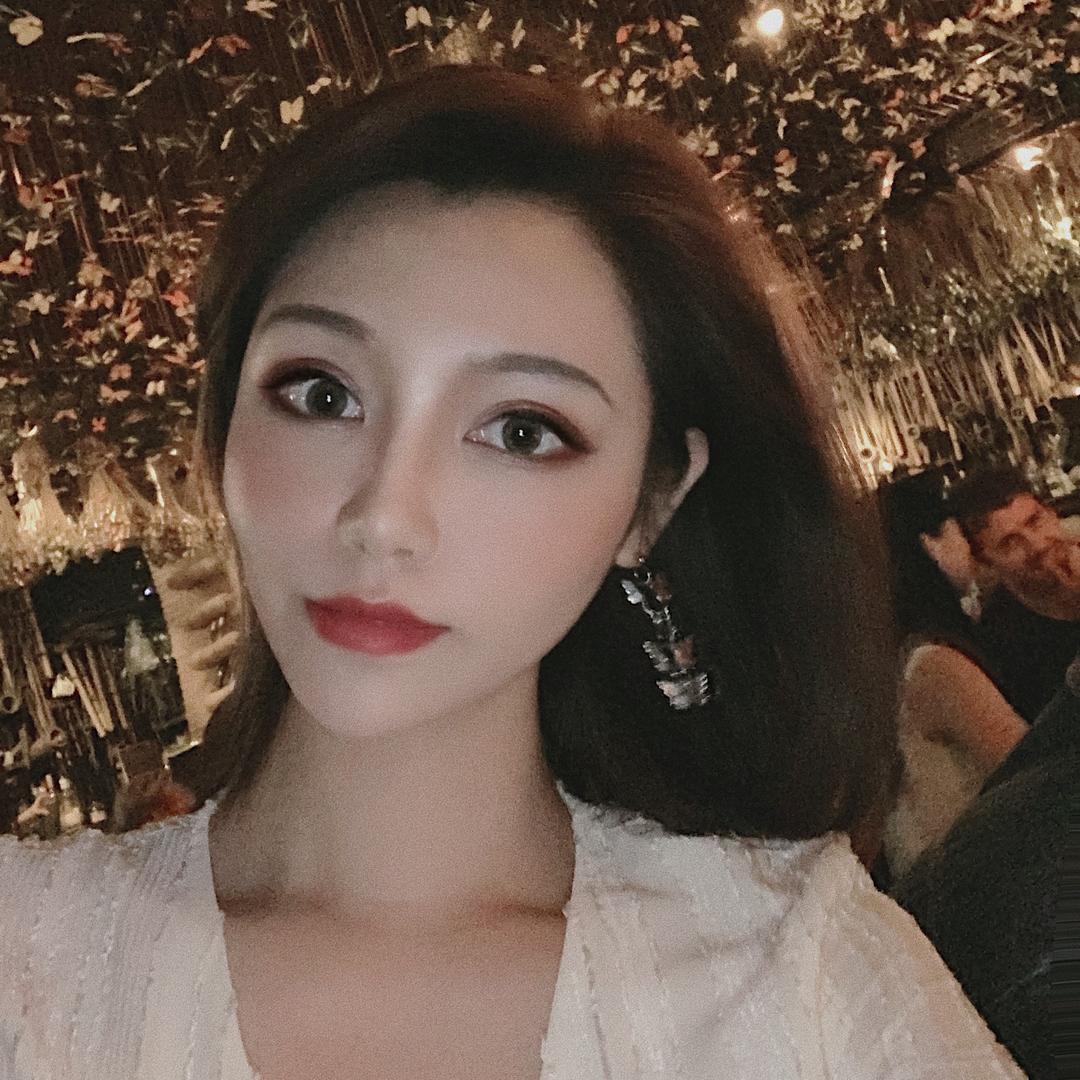 小兮兮的美妈麻