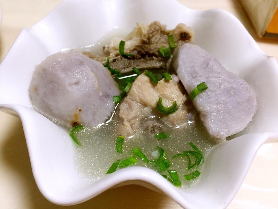 芋头排骨汤