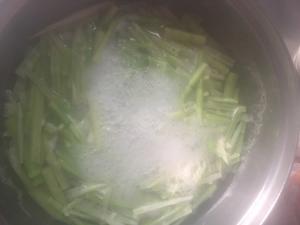 地道浙江菜油焖春笋的做法 步骤4