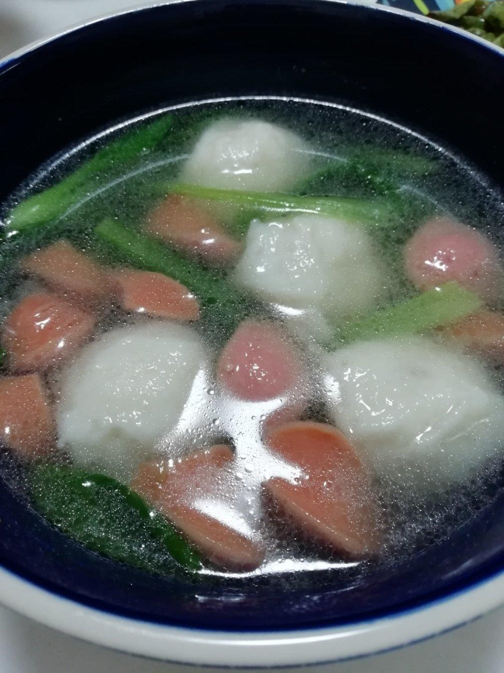 老人孩子都爱的肉丸青菜汤