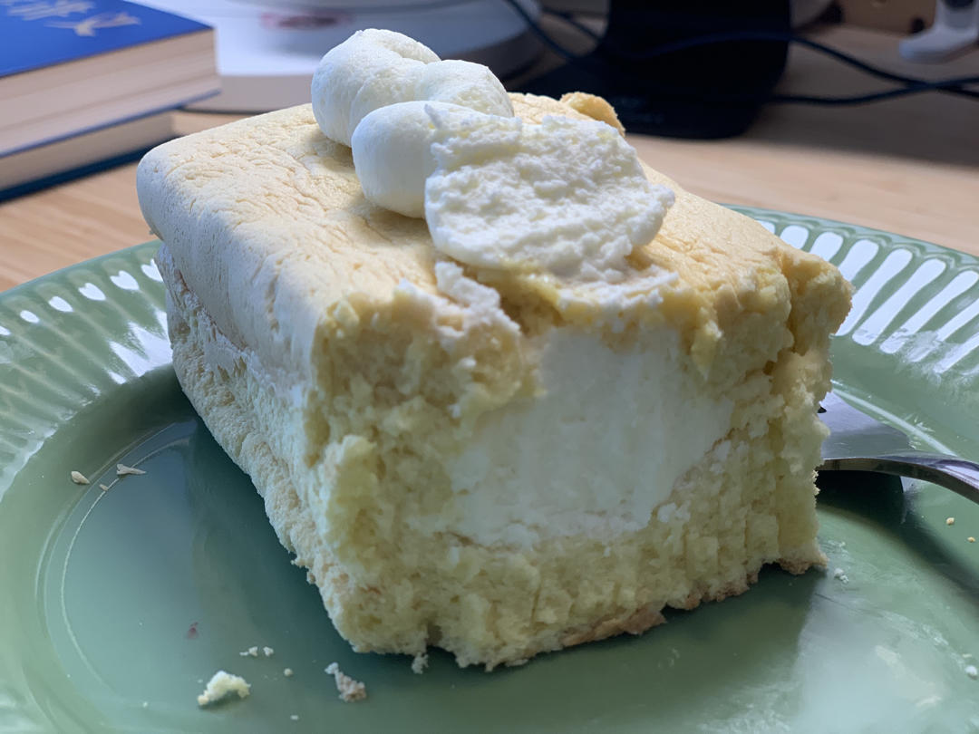 cream chiffon pound（戚风磅蛋糕？）