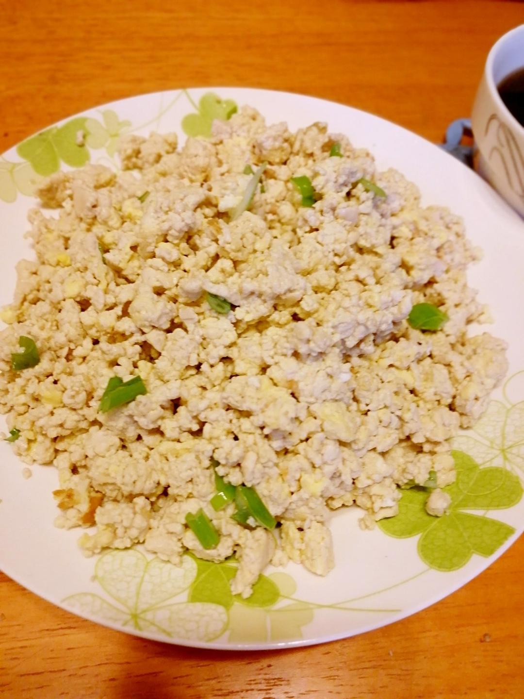 鸡刨豆腐(鸡蛋炒豆腐)