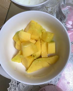 芒果酸奶的做法 步骤1