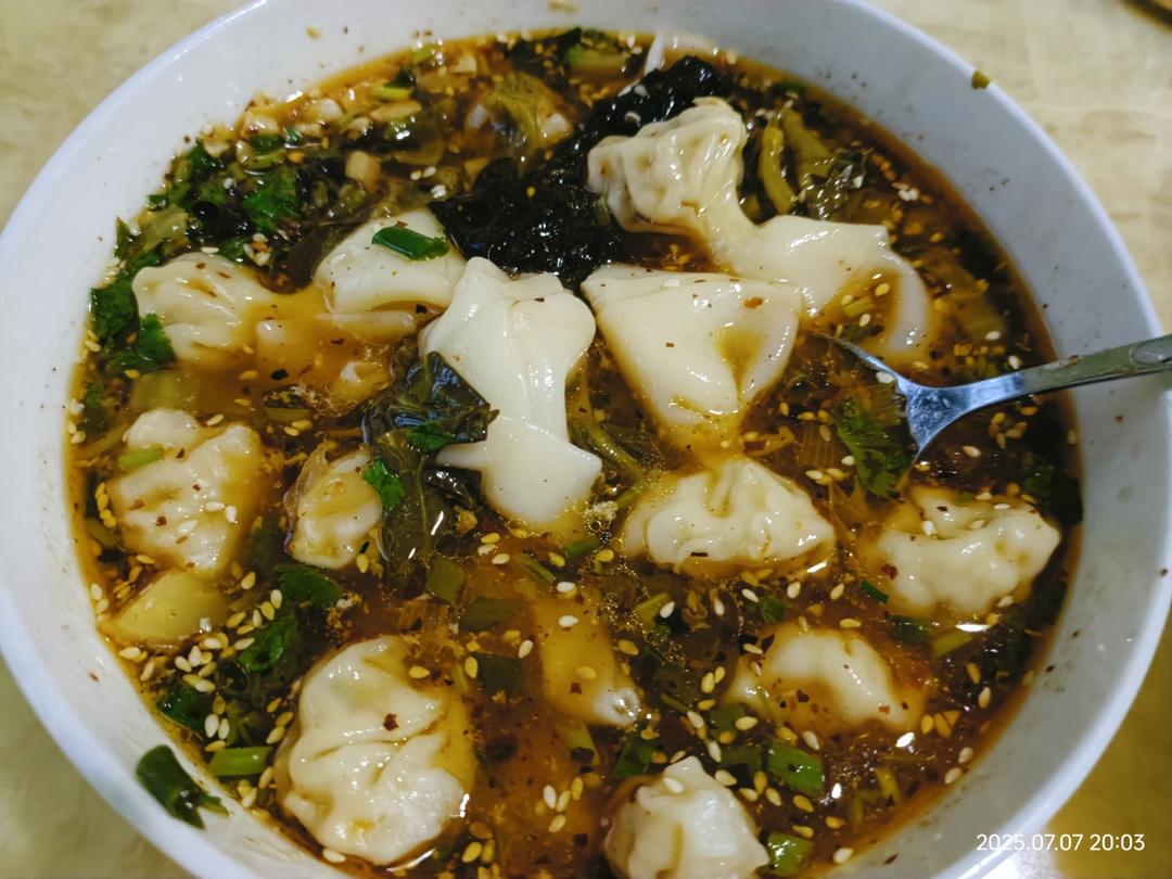 🔥好吃到汤汁都不剩❗️酸汤馄饨❗️