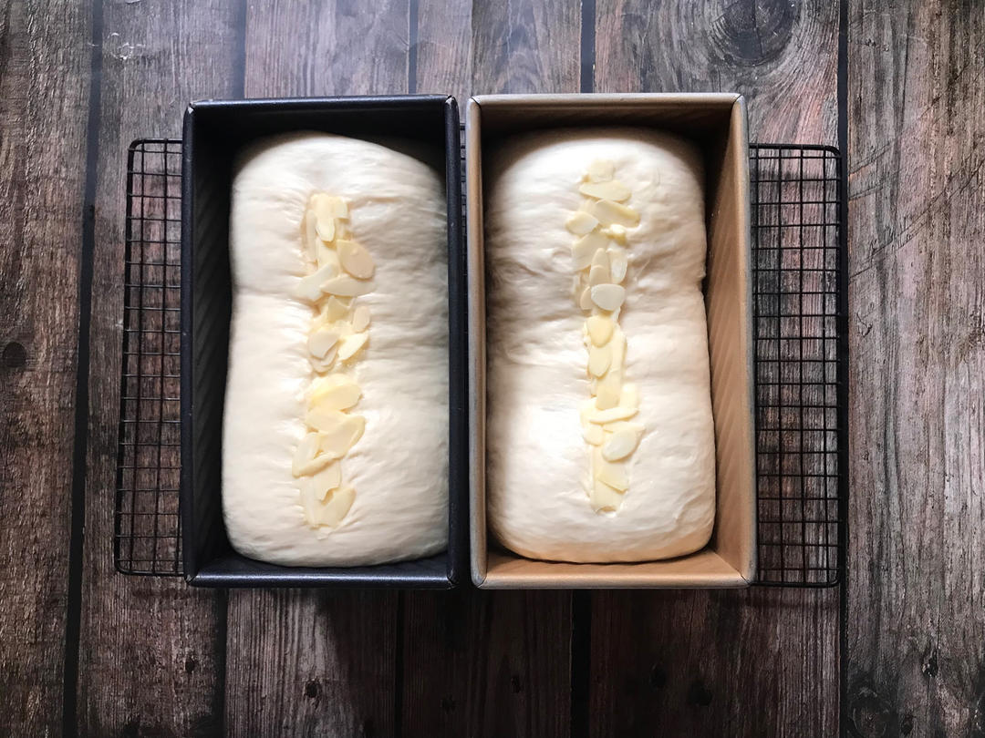 软嫩的乳酪吐司---风炉两层山形吐司同烤记录