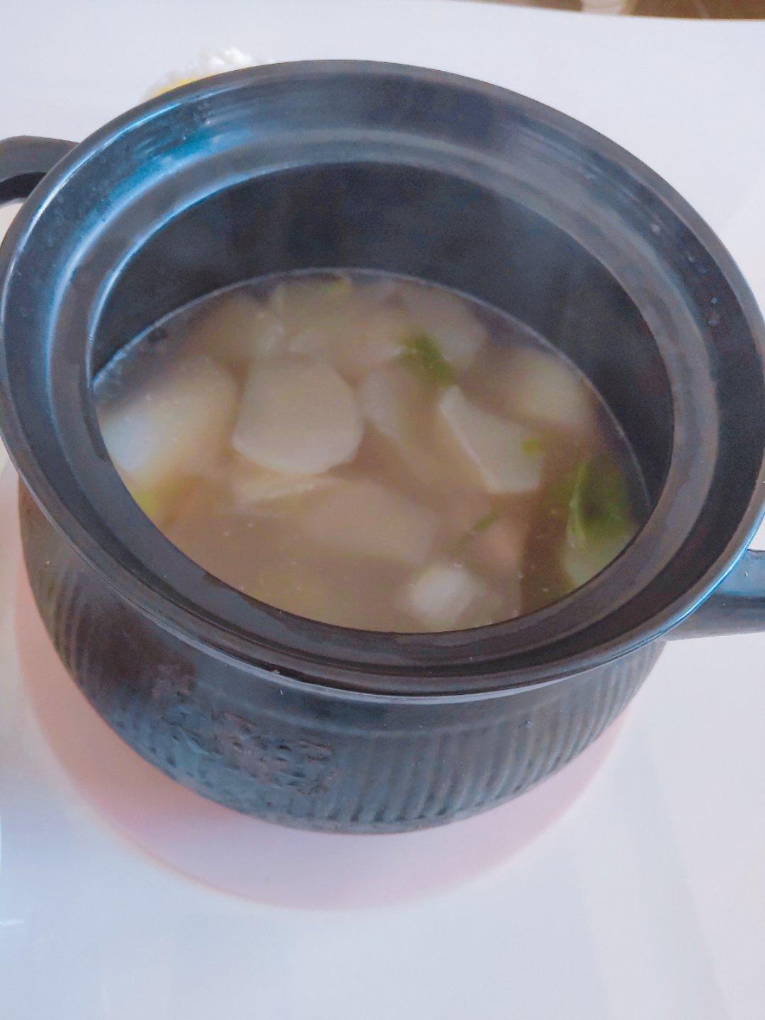 萝卜排骨汤