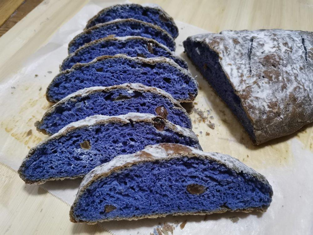 星空面包（蝶豆花天然色素）