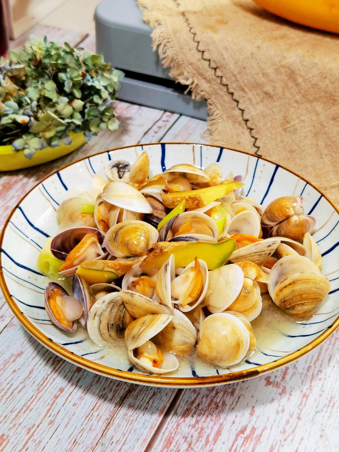 原汁原味爆炒蛤蛎的做法