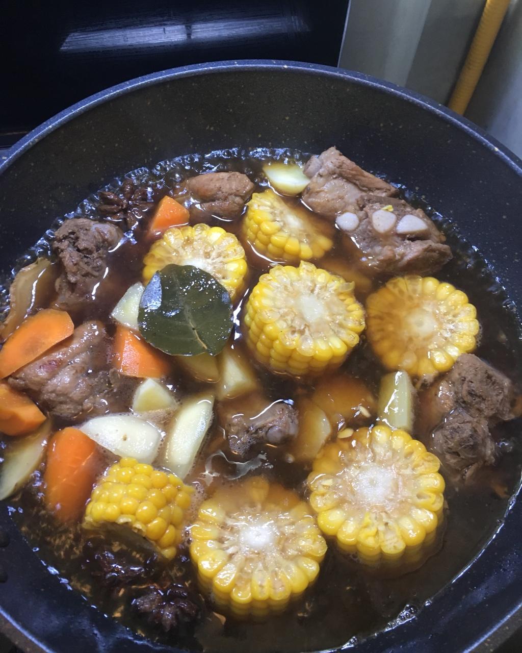 大丰收——玉米土豆炖排骨