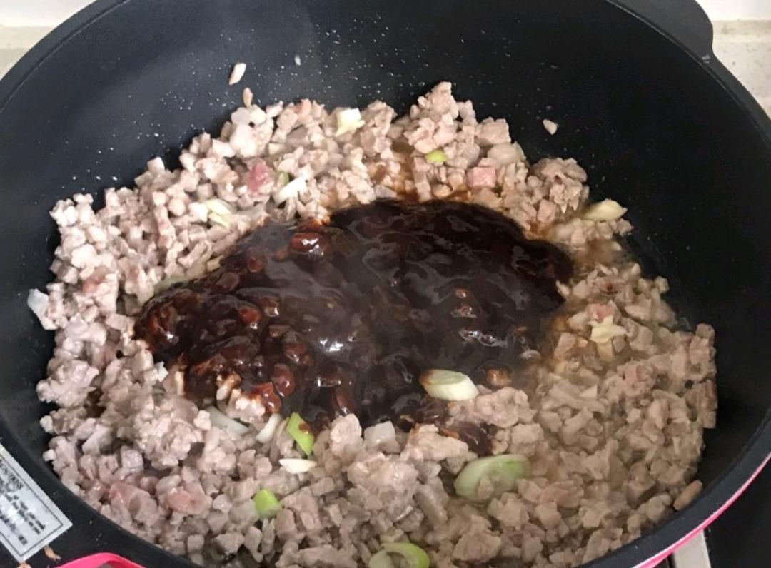 老北京炸酱面的做法 步骤9