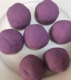 紫薯饼（豆沙馅儿）的做法 步骤4