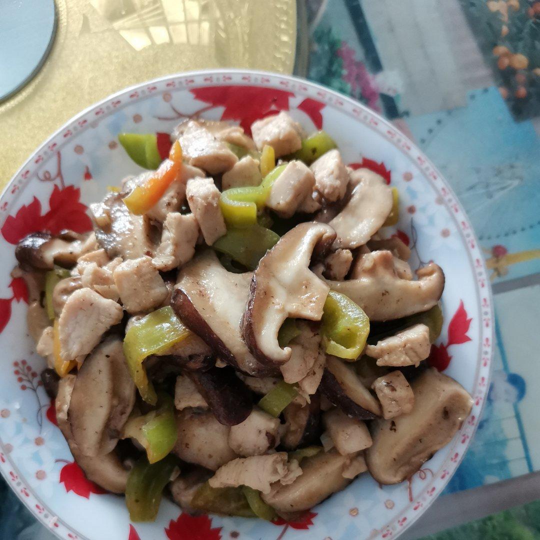 香菇炒肉，超级下饭哦