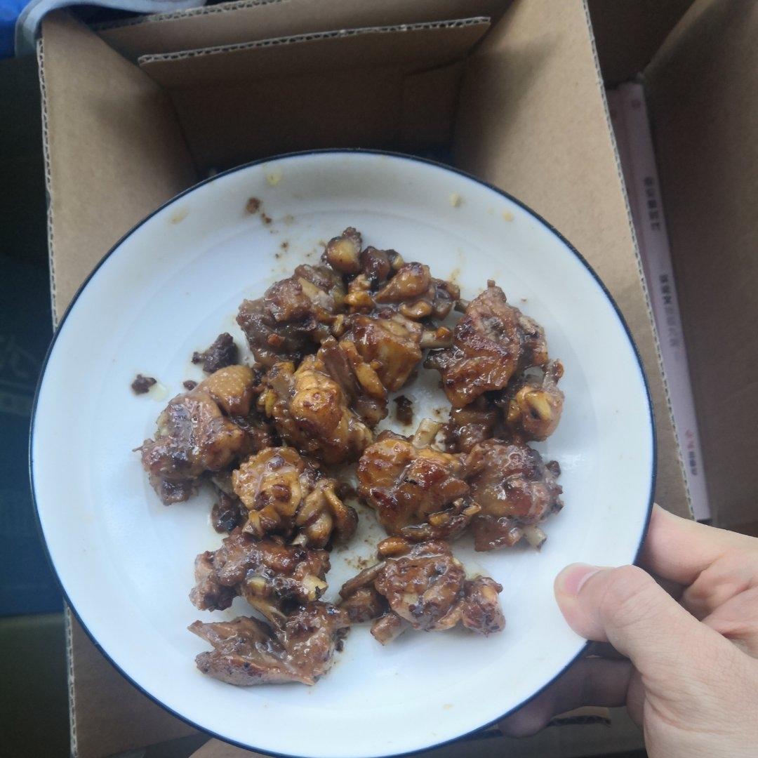 不要再可乐鸡翅了，求求你试试蒜香鸡翅吧，香味捅破天花板！