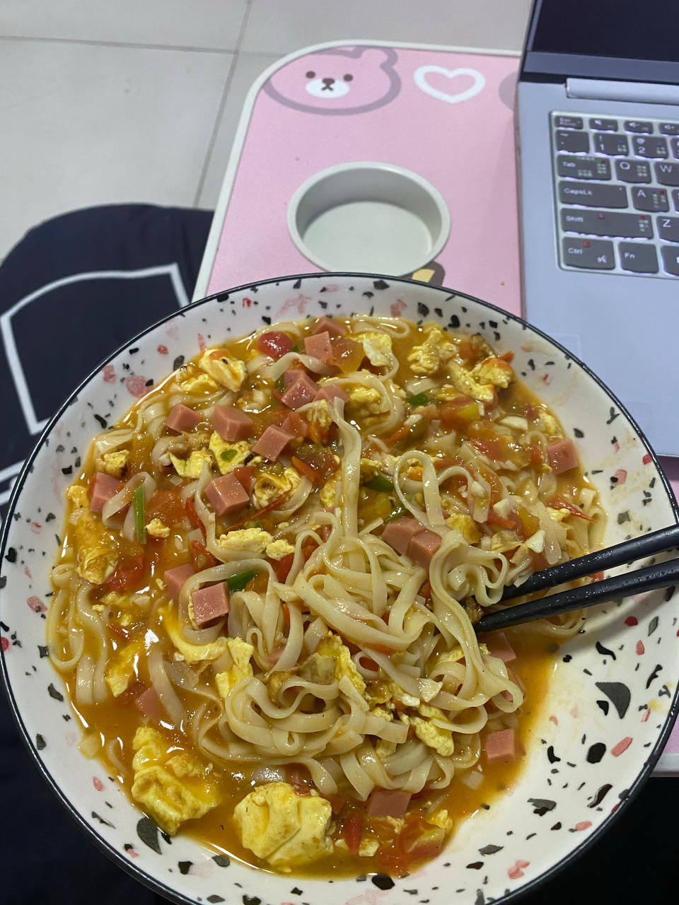 恨不得抱着锅舔的番茄鸡蛋面