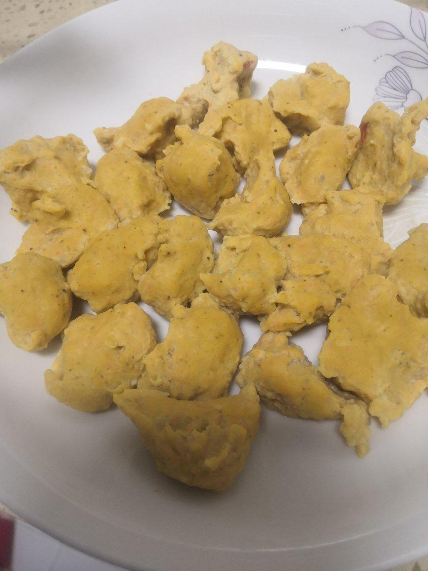 宝宝爱吃     超简单易做                                     胡萝卜香菇鸡肉丸