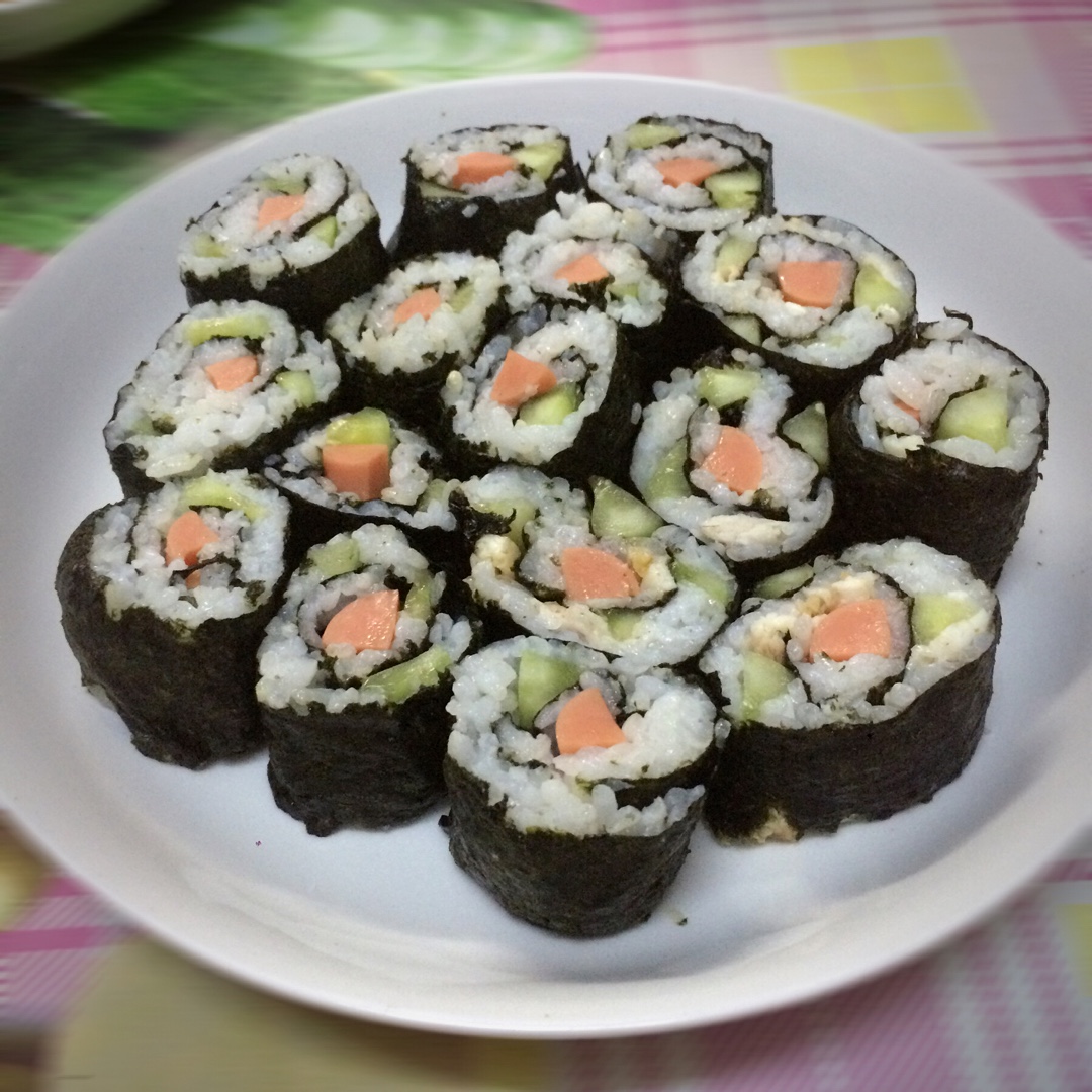 y余儿做的紫菜卷饭