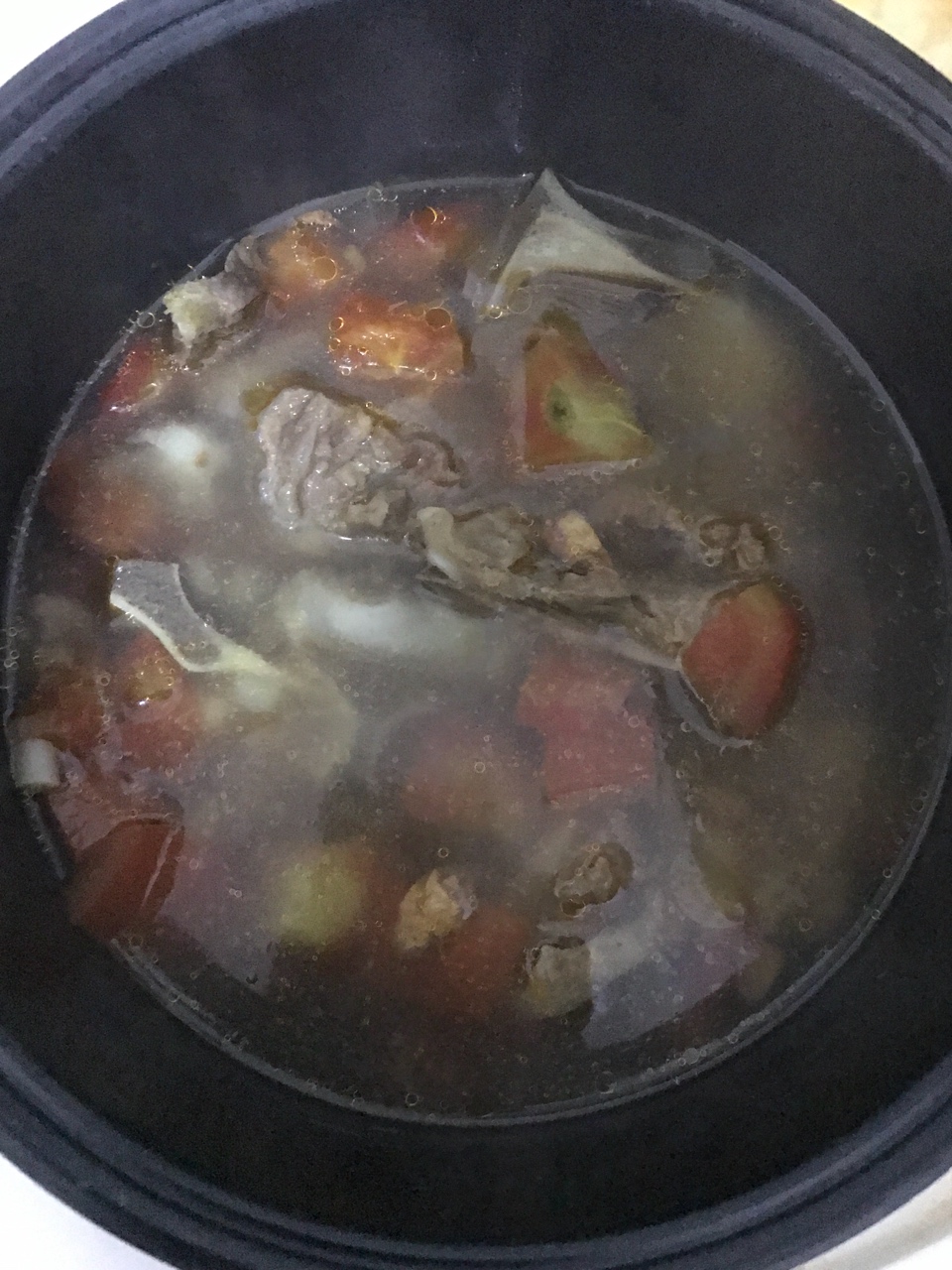 西红柿牛脊骨汤